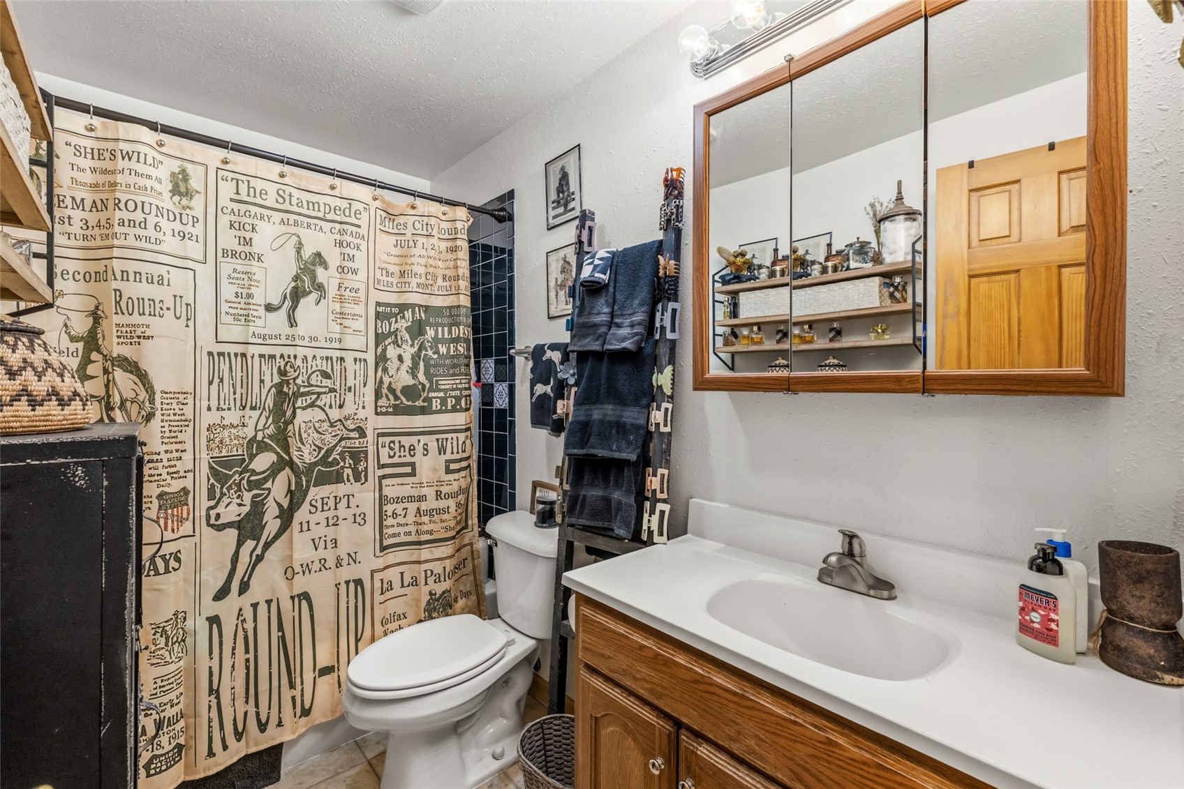 6055 Homesteader LANE
