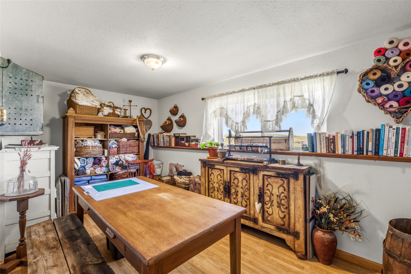 6055 Homesteader LANE