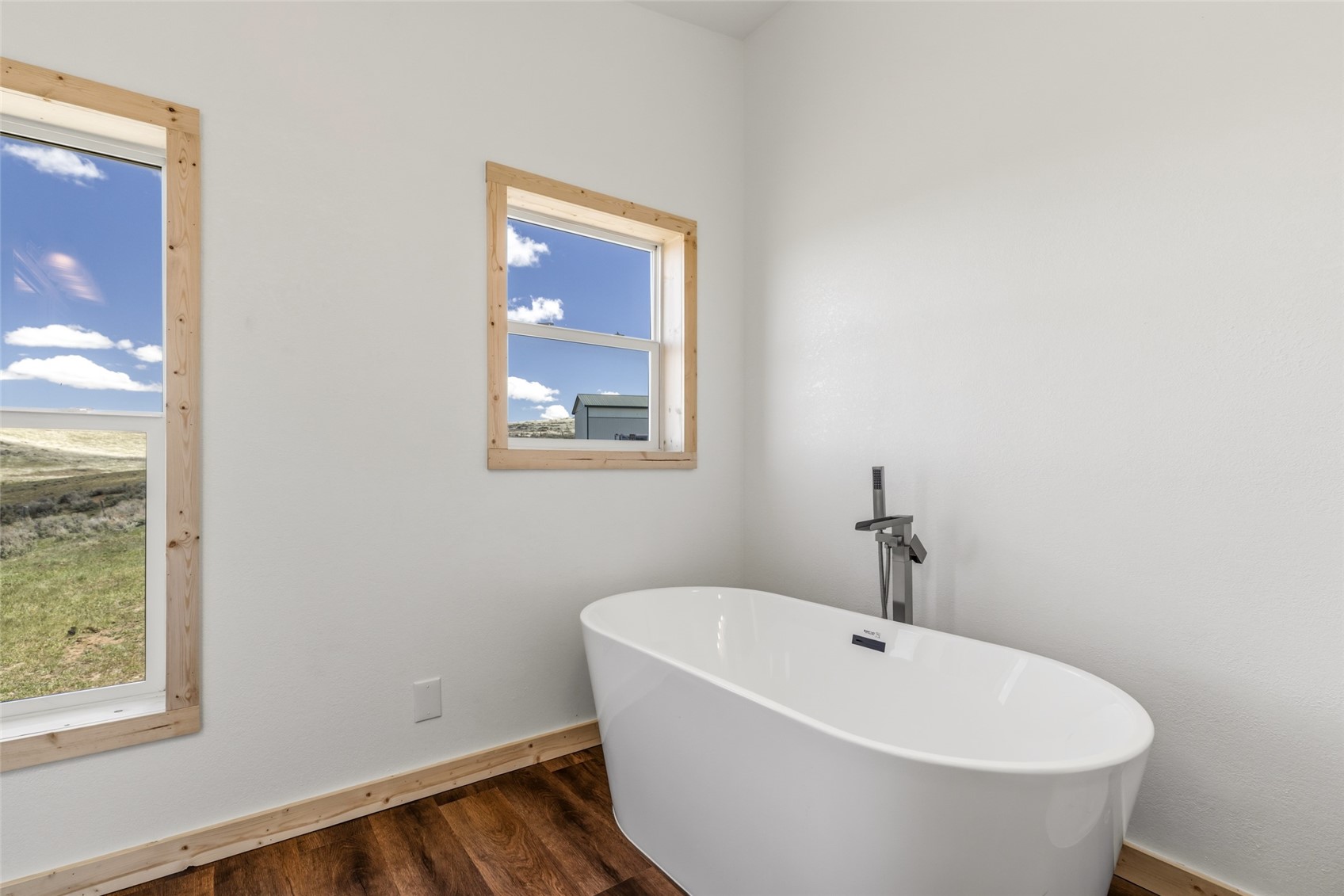 6055 Homesteader LANE