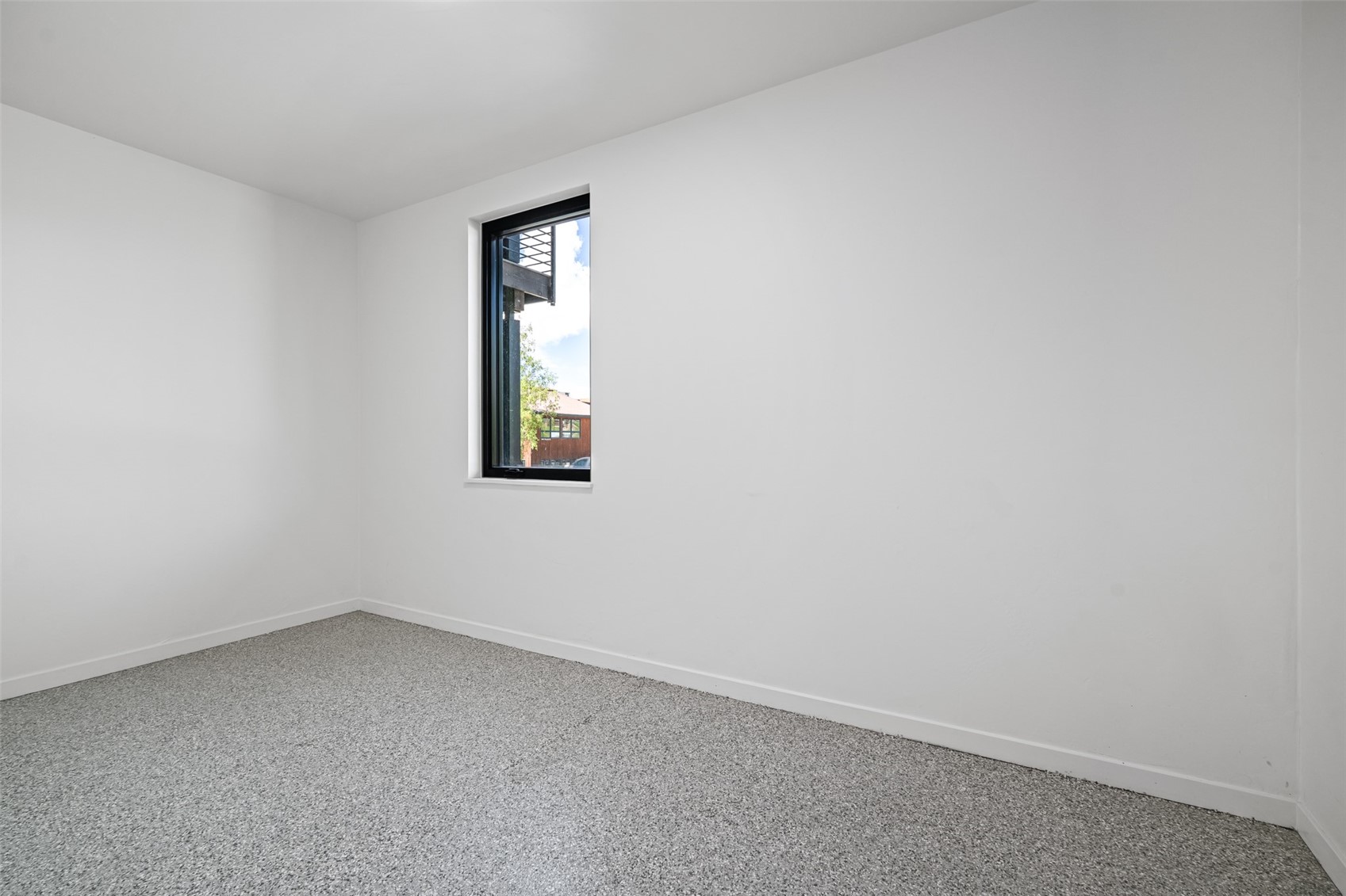 2936 Village DRIVE 1