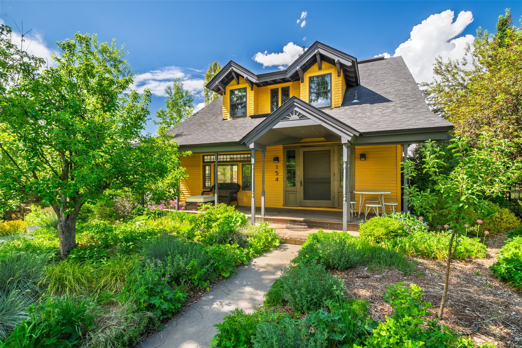 154 Maple STREET