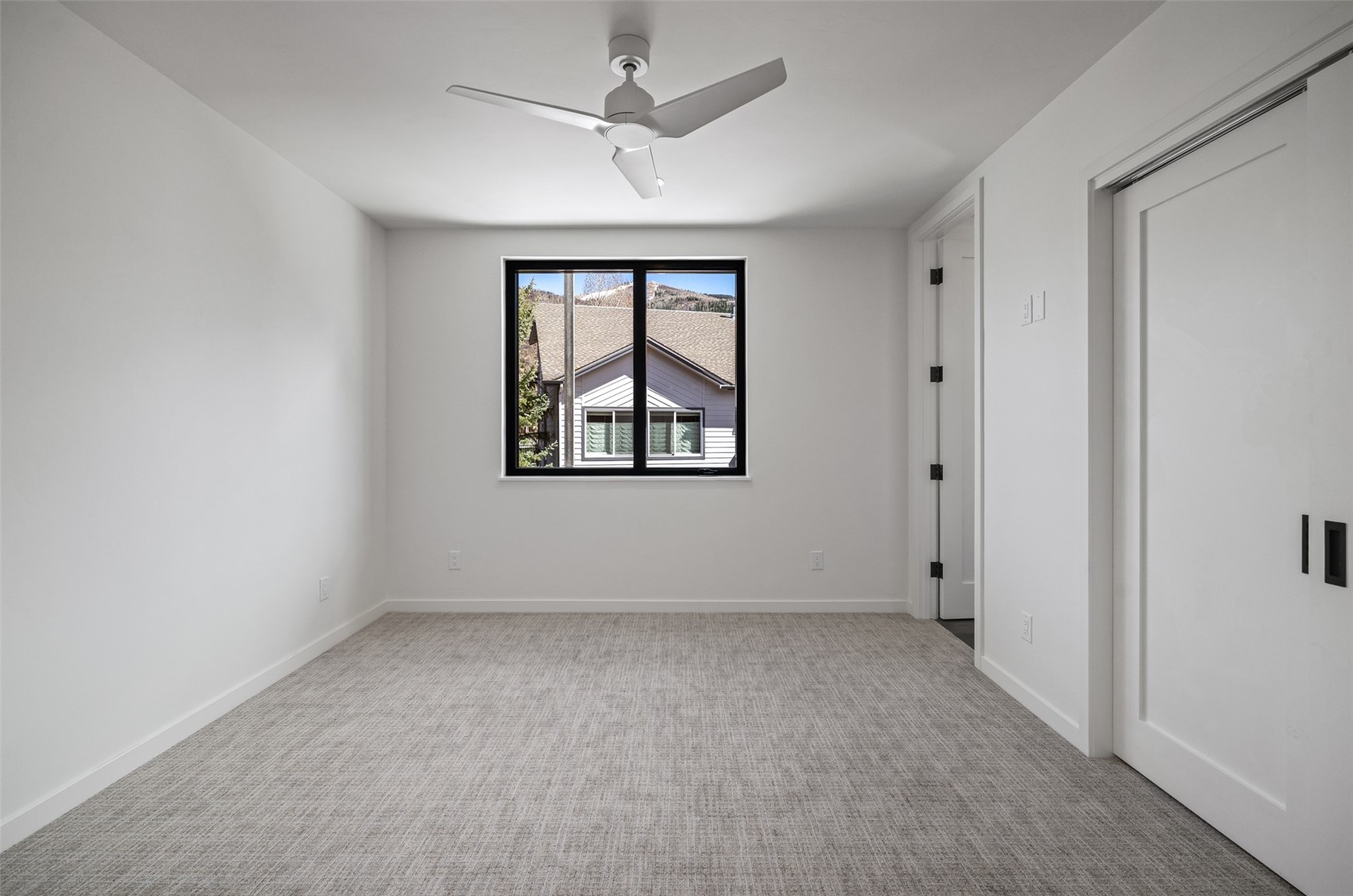 2940 Village DRIVE 2