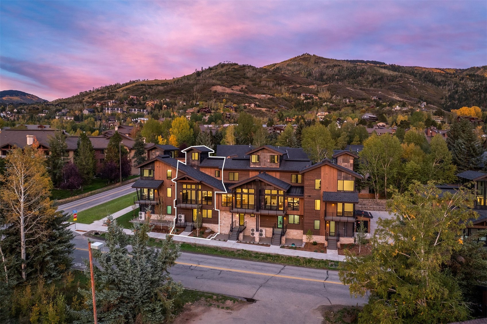 2940 Village DRIVE 2