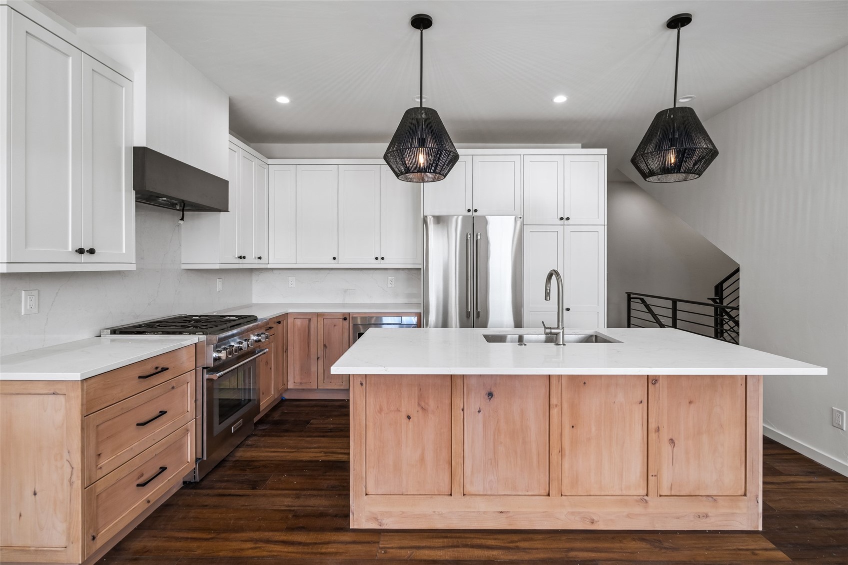 2944 Village DRIVE 3