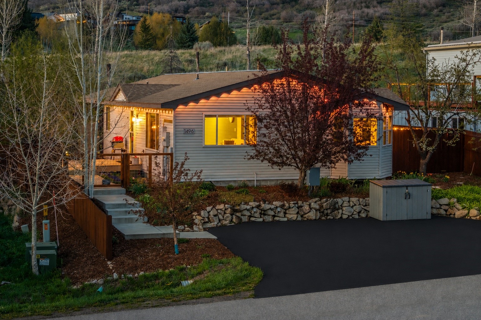 1496 Conestoga CIRCLE