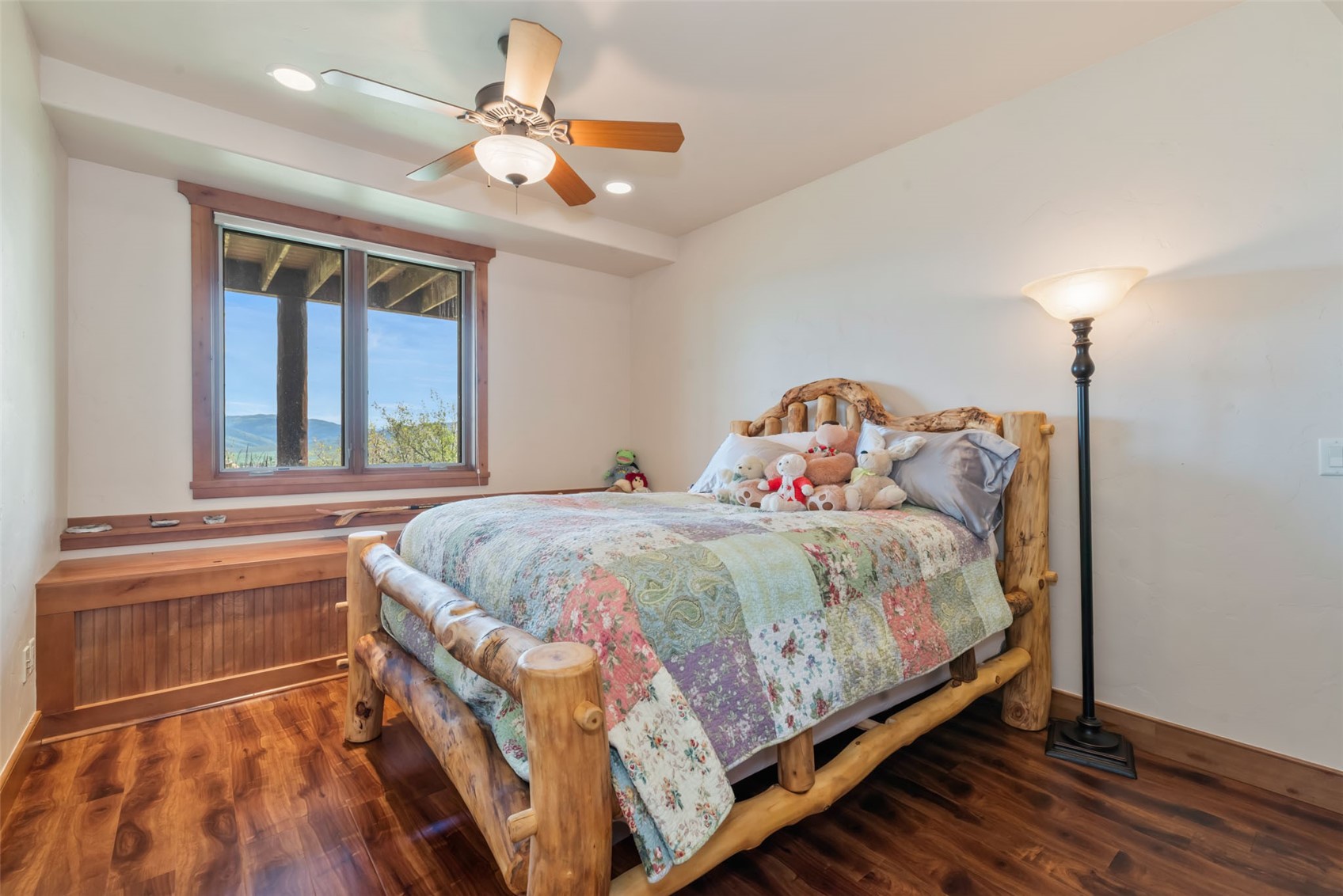 28815 Skyline DRIVE