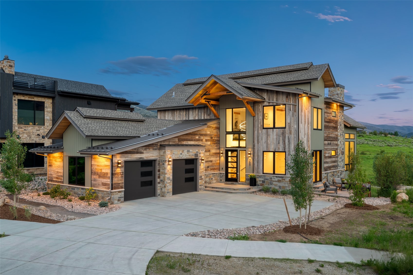 795 Twilight LANE