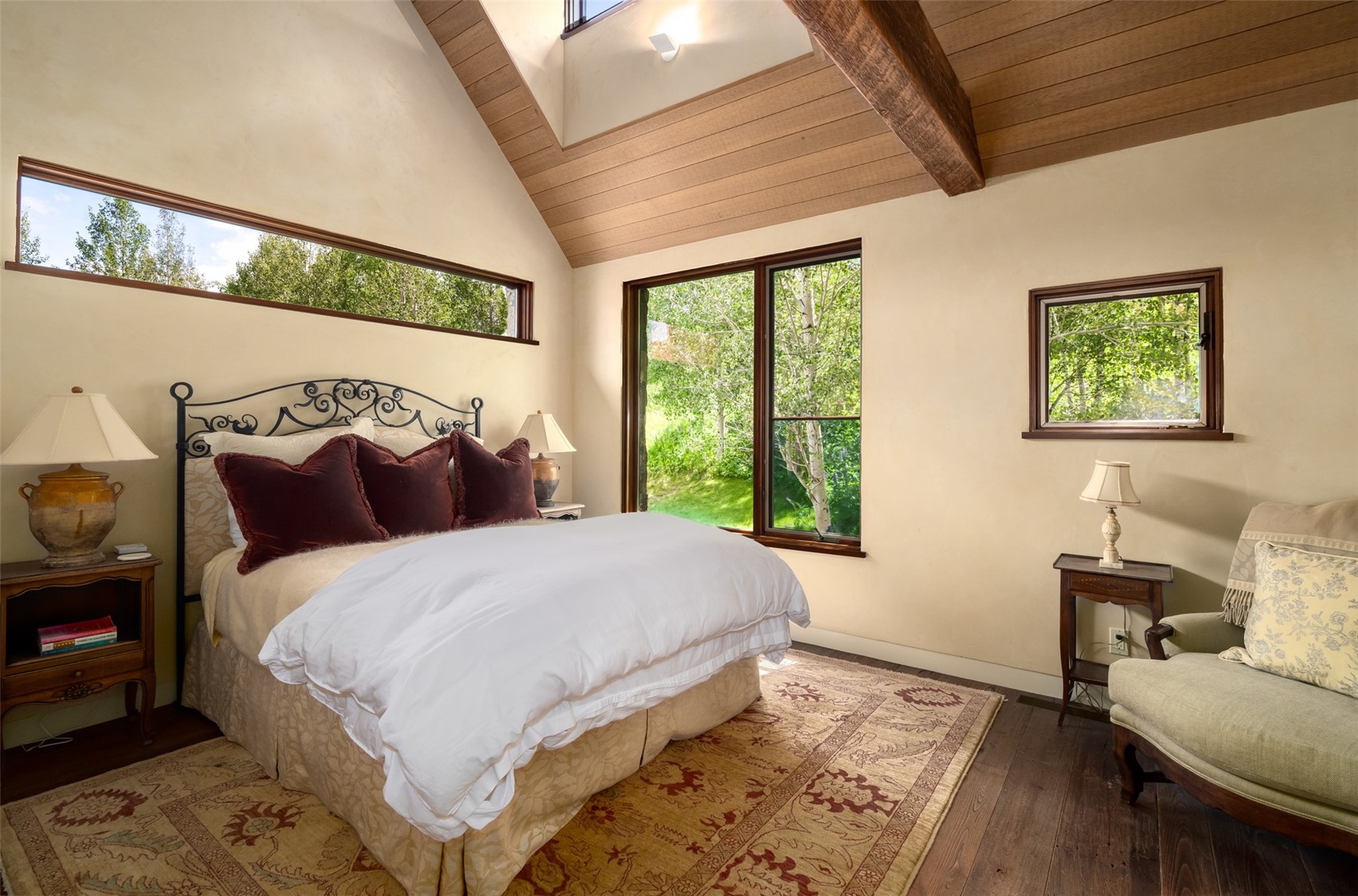 33225 Painted Pony LANE