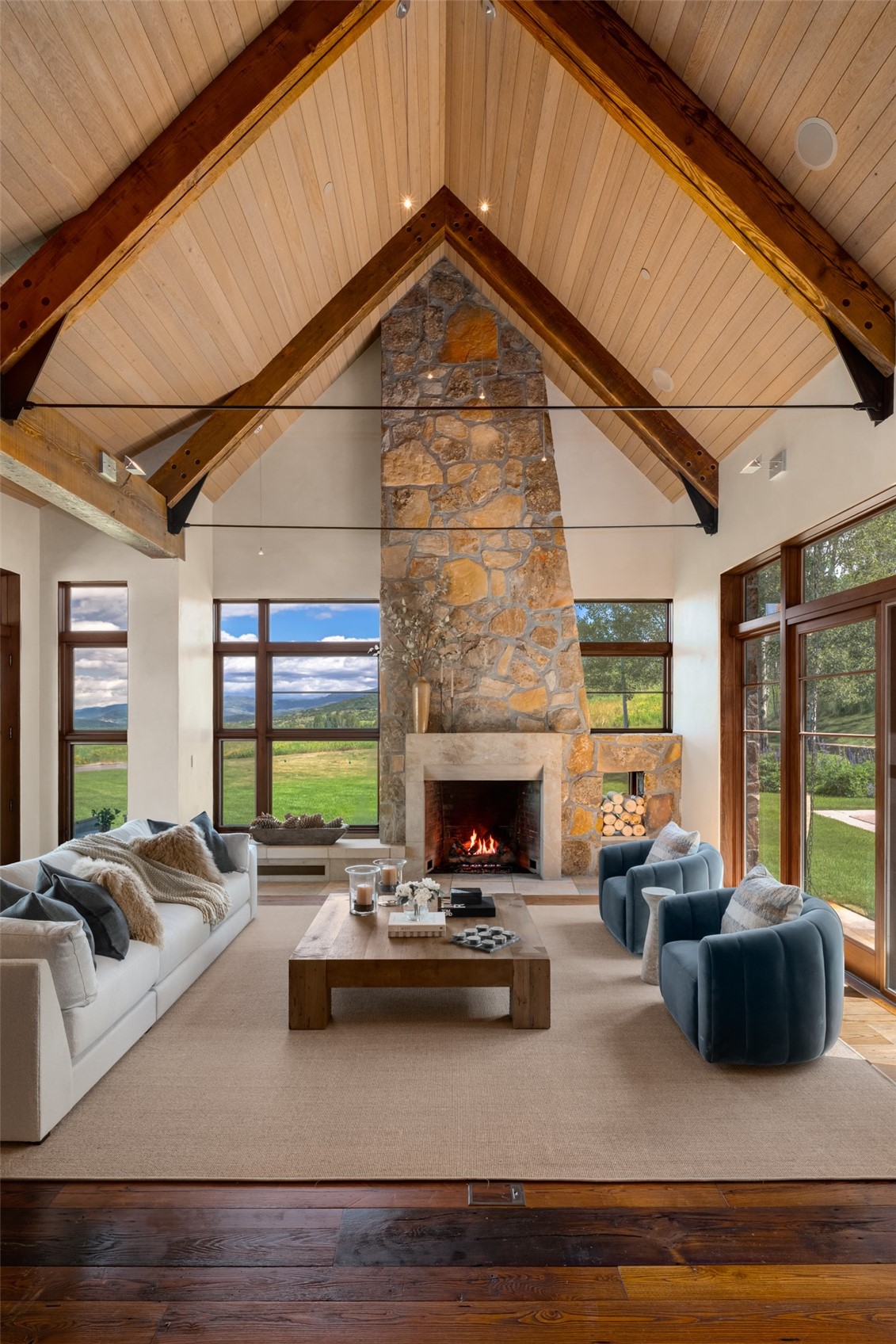 33225 Painted Pony LANE