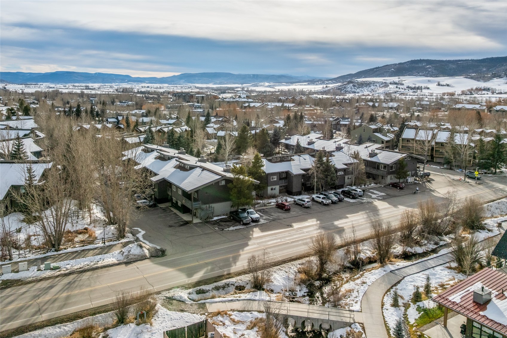 1375 Walton Creek ROAD 7
