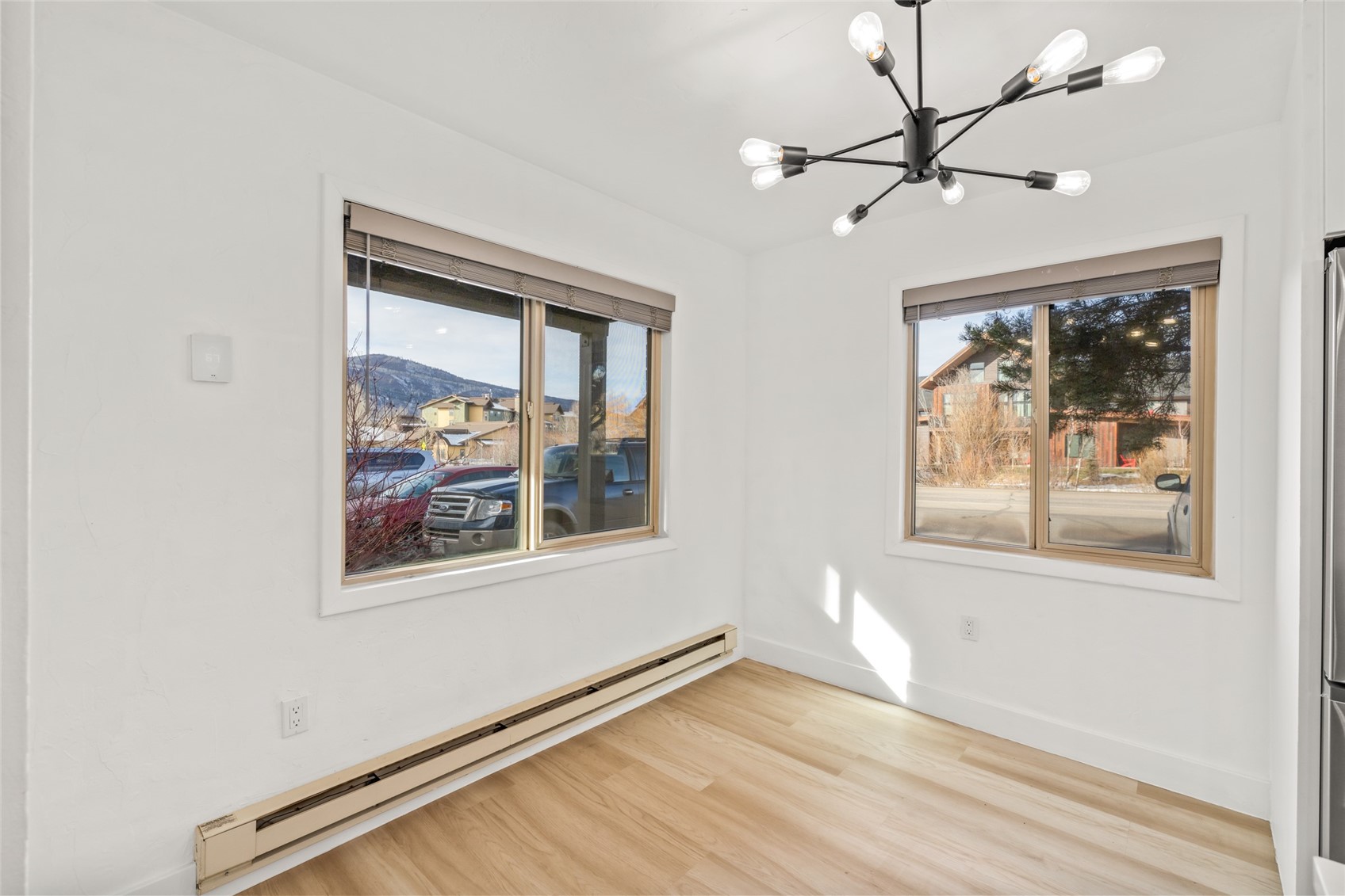 1375 Walton Creek ROAD 7
