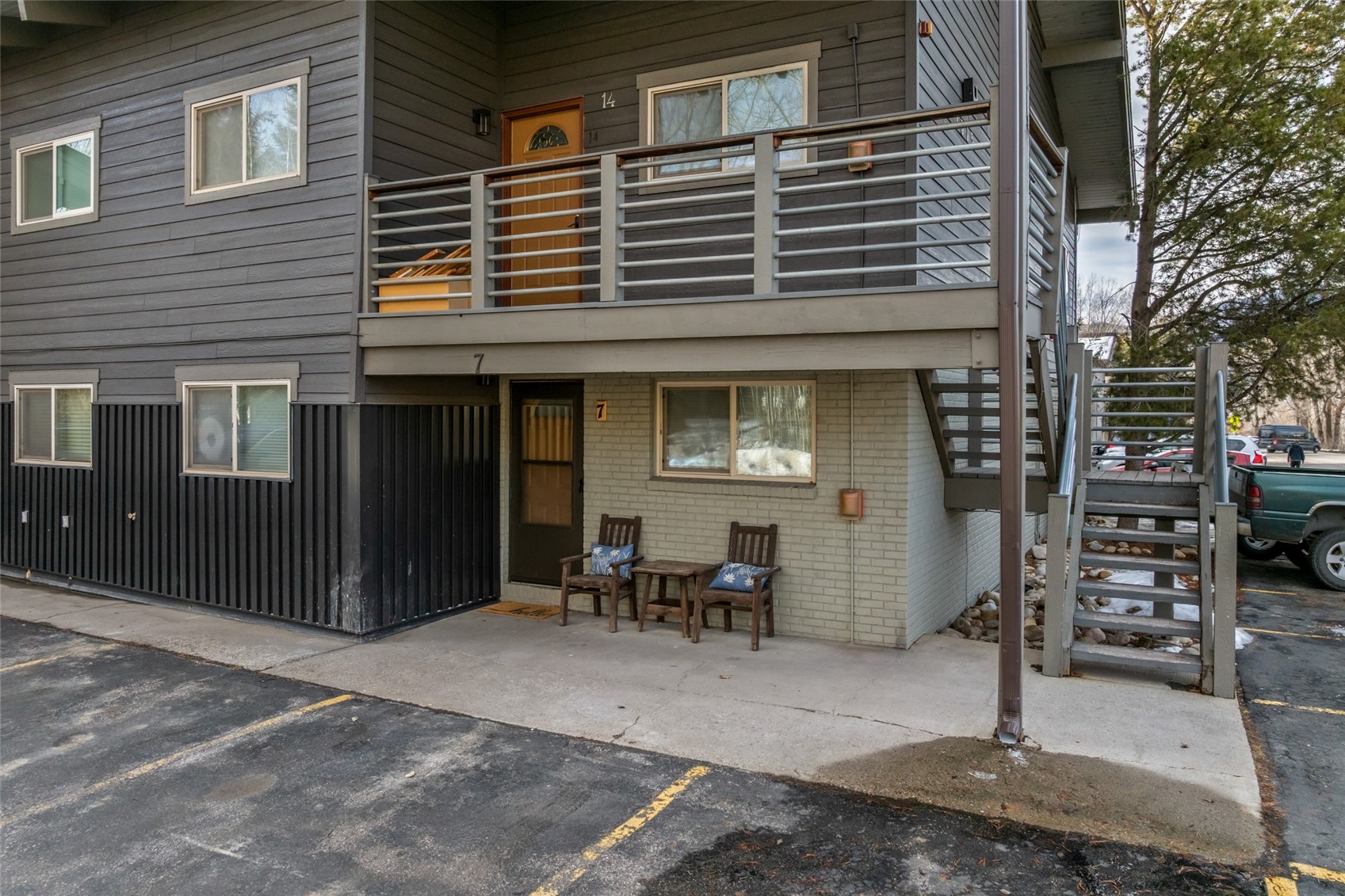 1375 Walton Creek ROAD 7