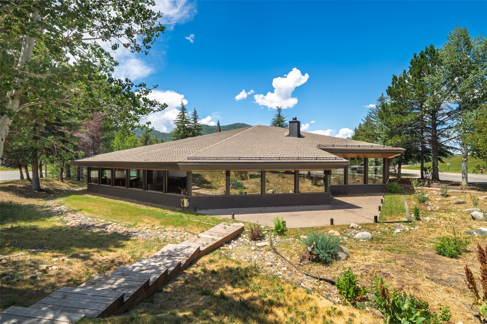 2165 Pine Grove ROAD