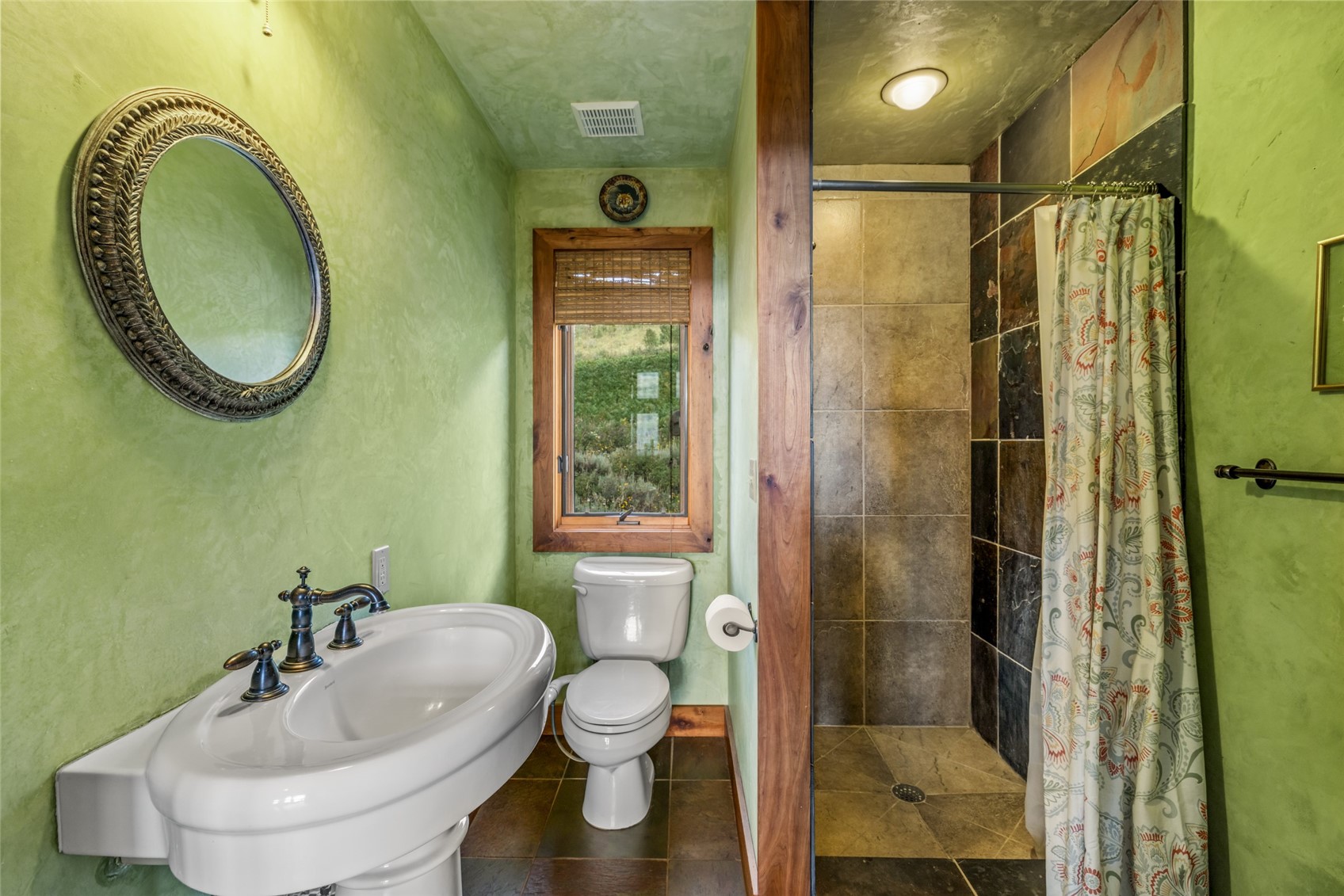 26260 Beaver Canyon DRIVE