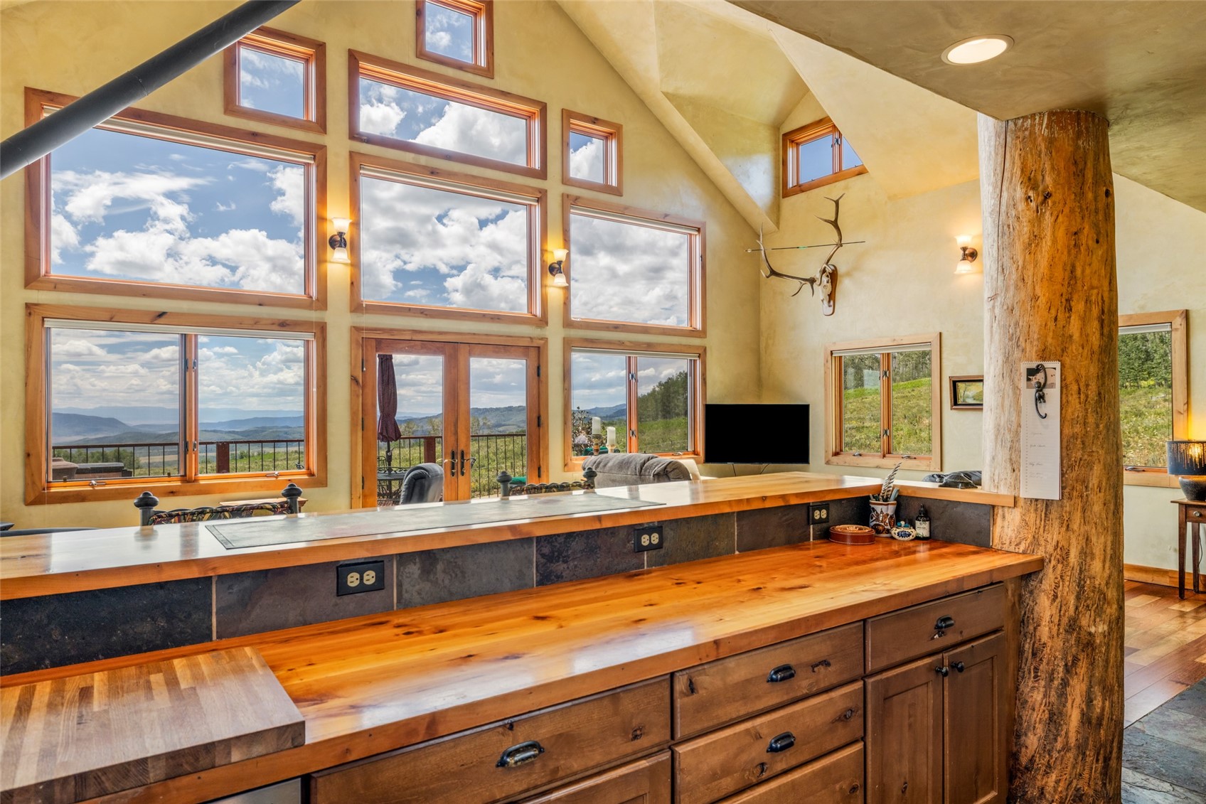 26260 Beaver Canyon DRIVE