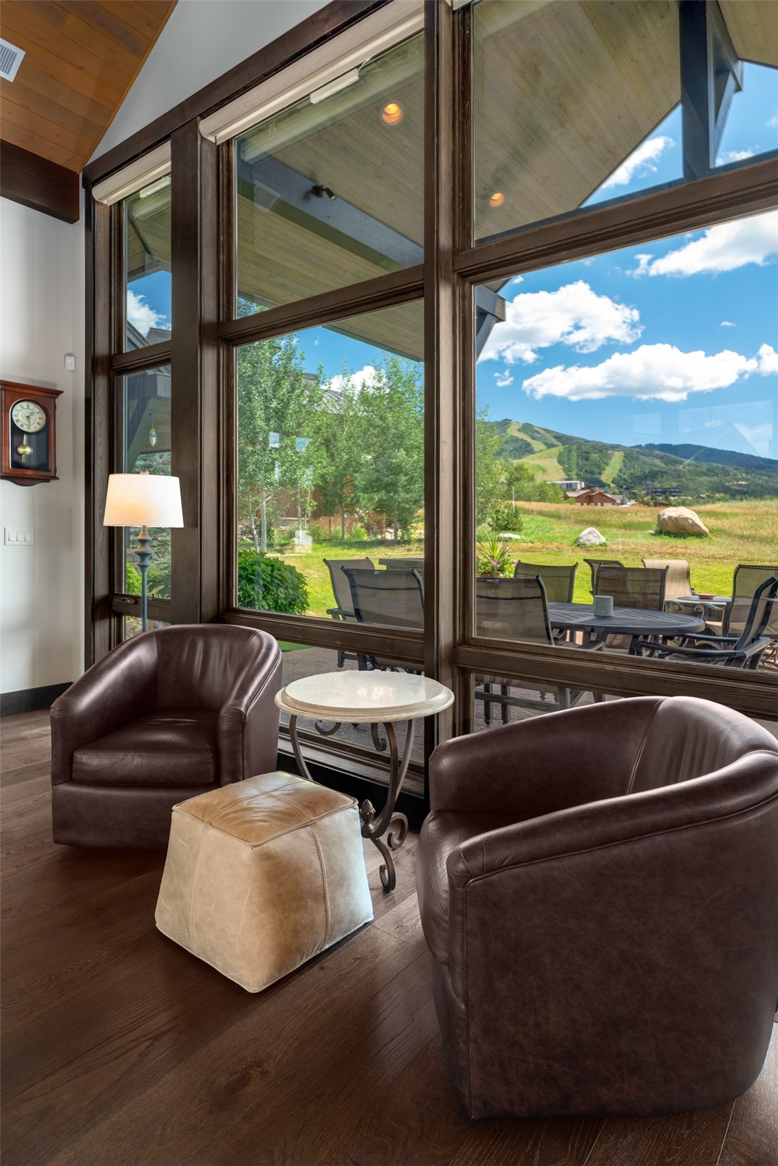 1205 Angels View WAY