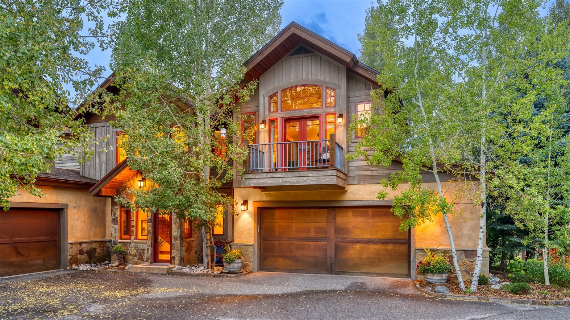 3251 Snowflake CIRCLE