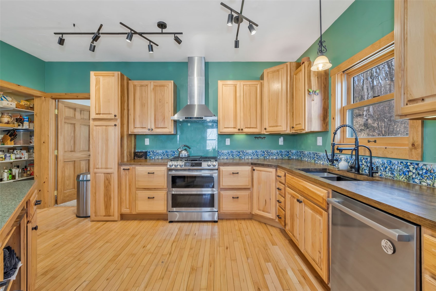 24425 Rawhide TRAIL