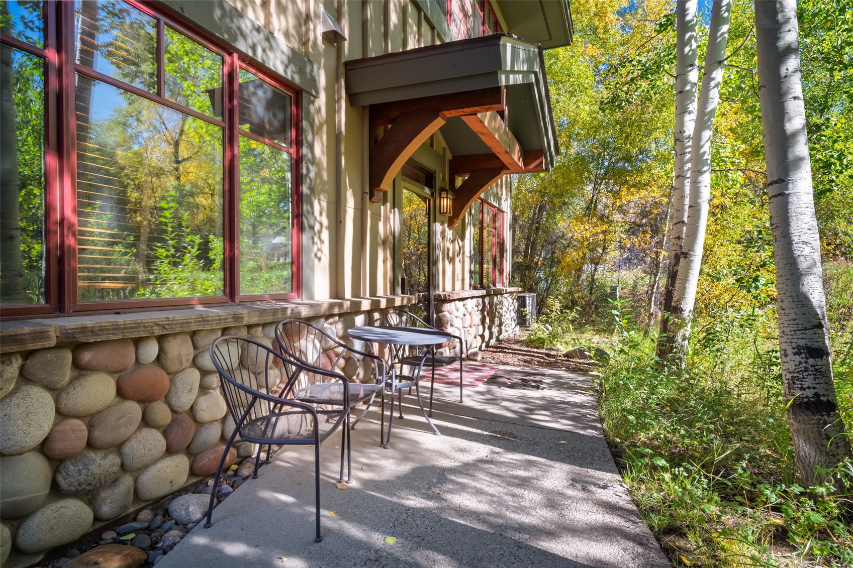 501 Anglers DRIVE 102
