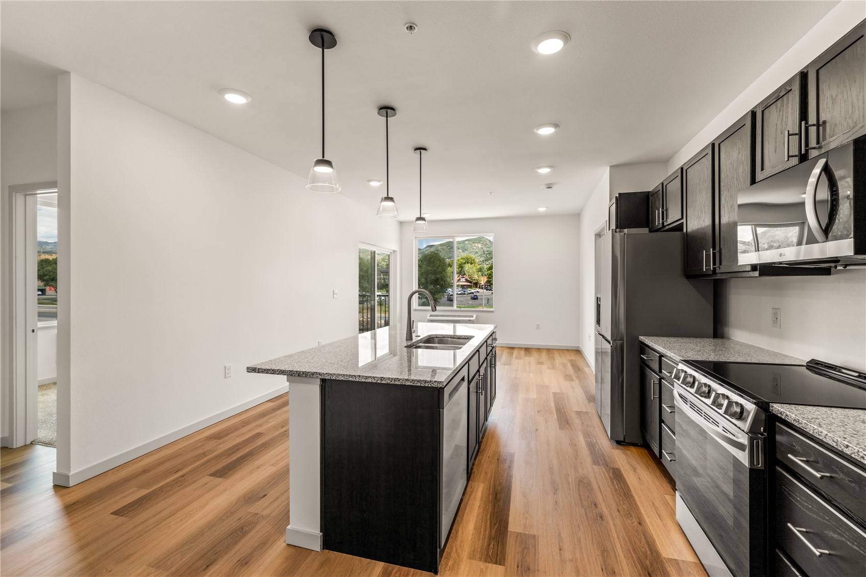 1650 Mid Valley DRIVE 1314