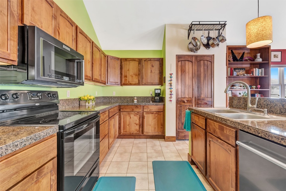 23600 Sagebrush CIRCLE