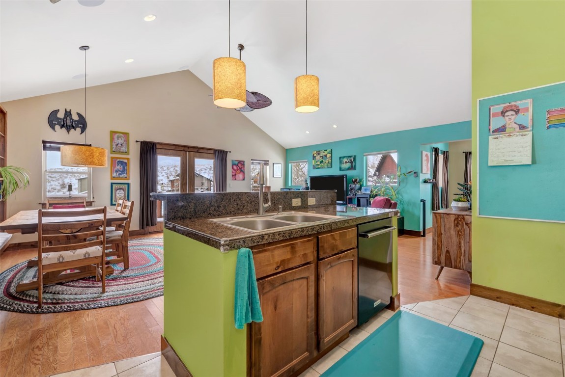 23600 Sagebrush CIRCLE