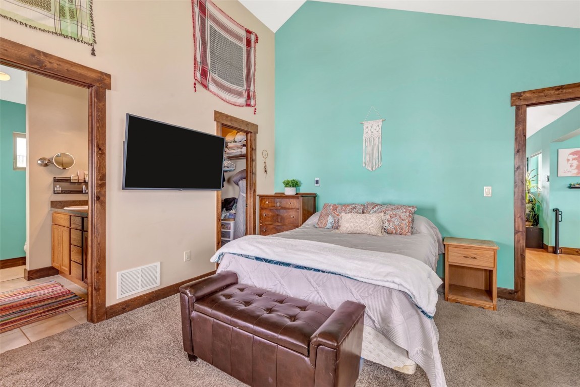 23600 Sagebrush CIRCLE