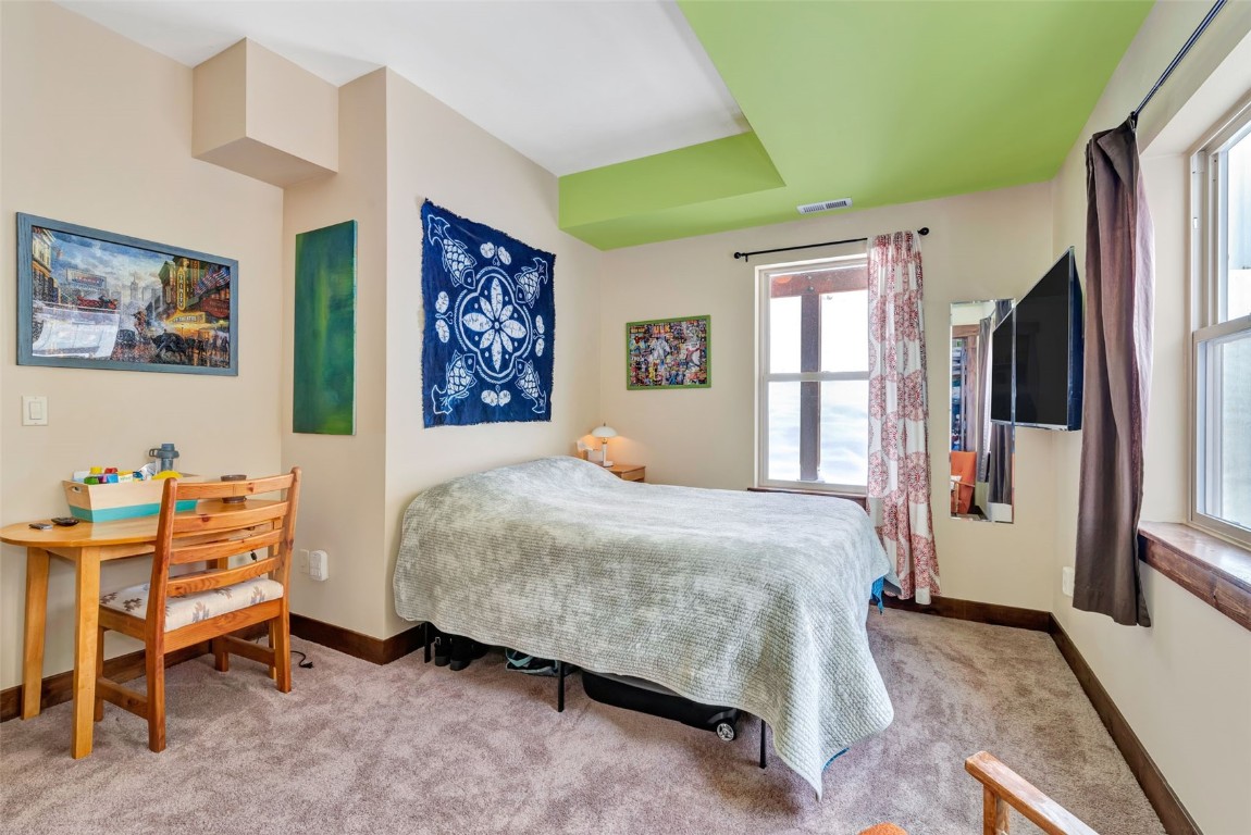 23600 Sagebrush CIRCLE