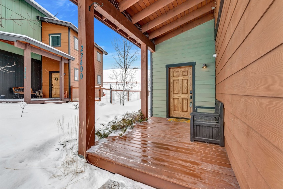 23600 Sagebrush CIRCLE