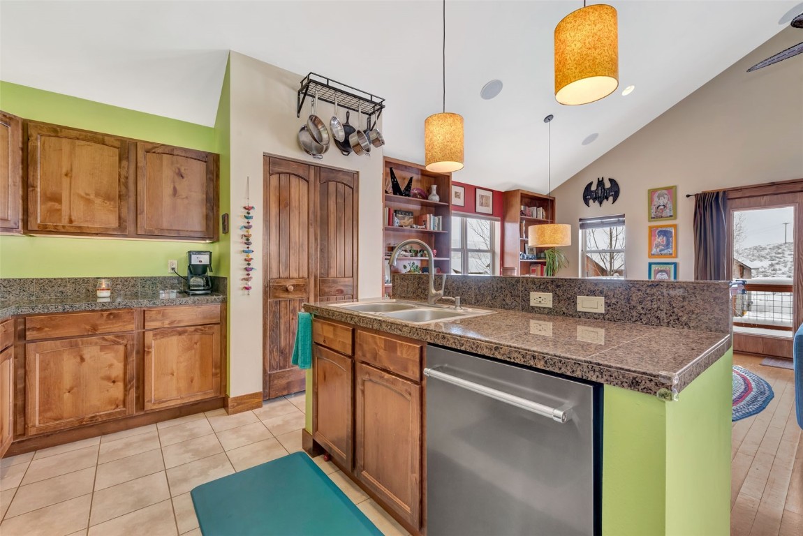 23600 Sagebrush CIRCLE