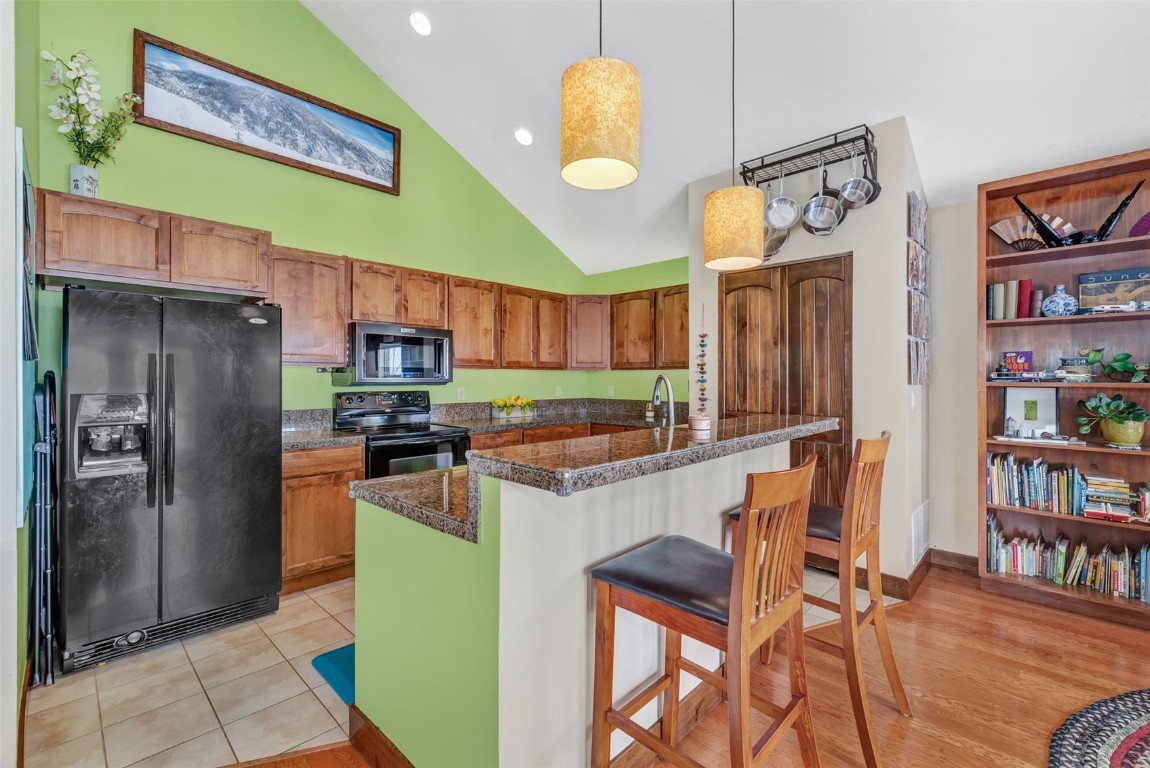 23600 Sagebrush CIRCLE