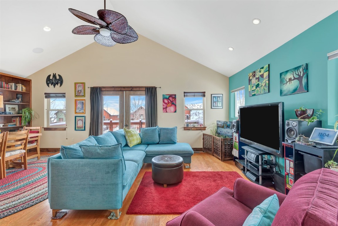 23600 Sagebrush CIRCLE