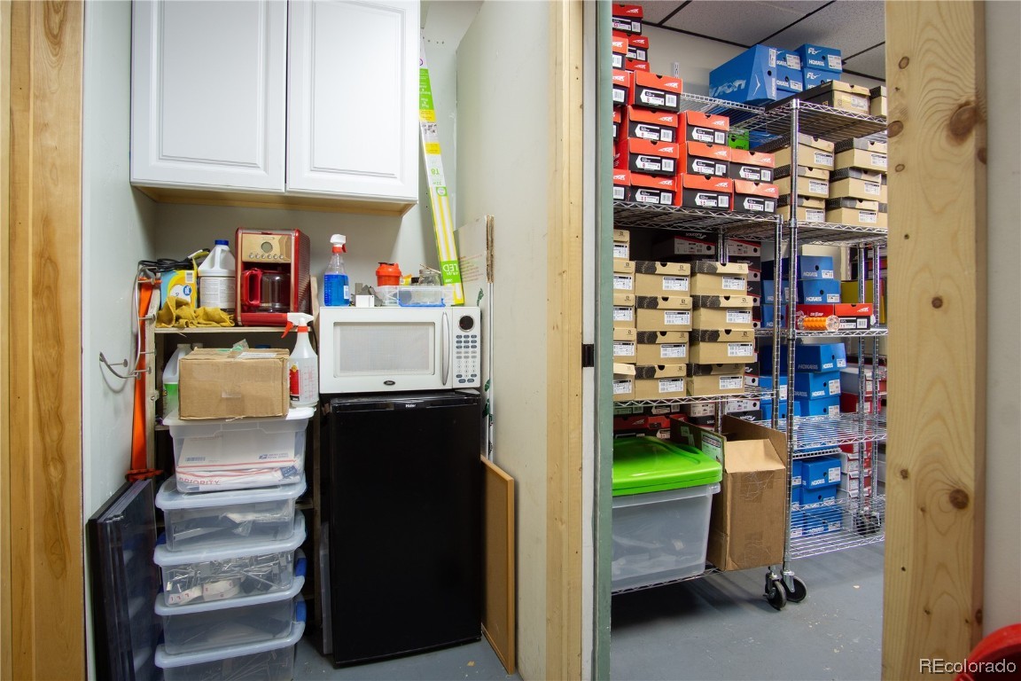 601 Lincoln AVENUE C2