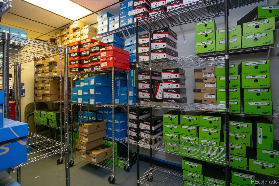 601 Lincoln AVENUE C2