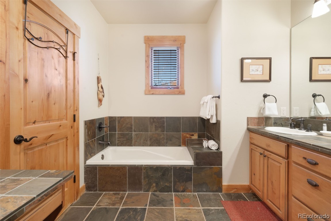 1700 Alpine Vista COURT