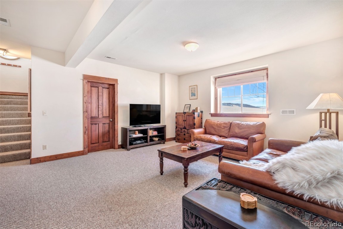 31714 Whiskey Hill LANE