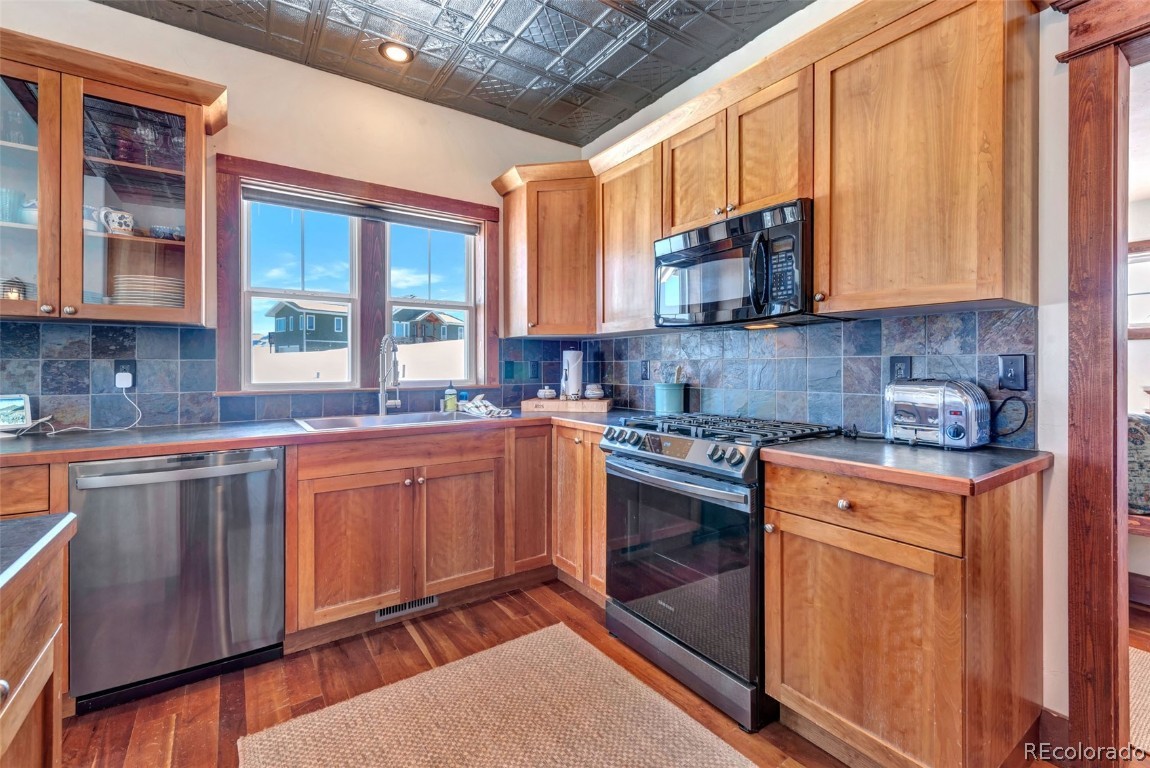 31714 Whiskey Hill LANE