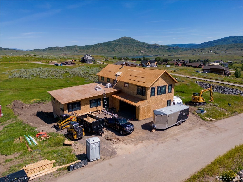 23395 Stageline AVENUE