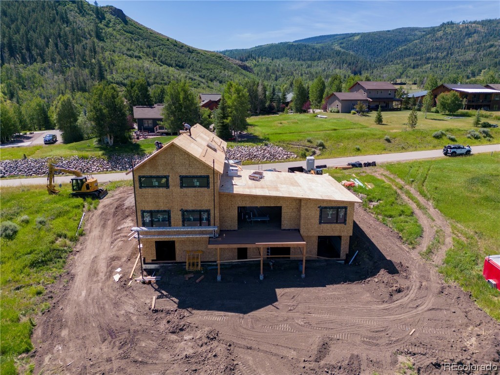 23395 Stageline AVENUE