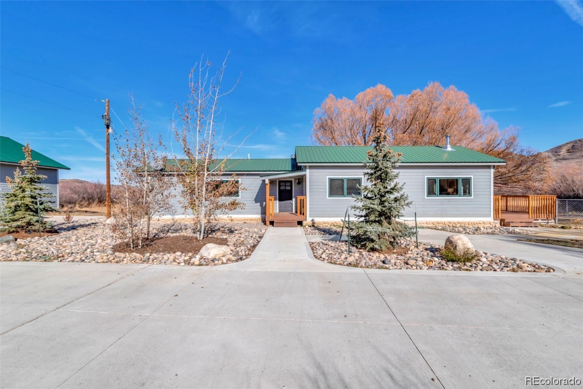 33425 County Road 33