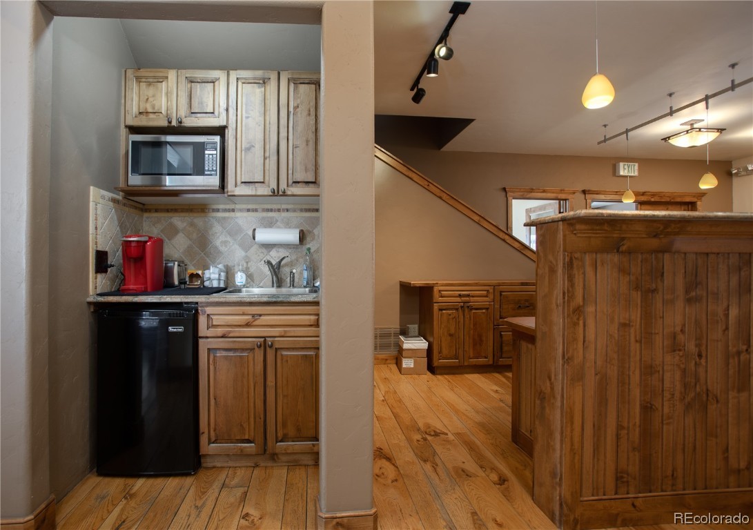 350 S Lincoln AVENUE