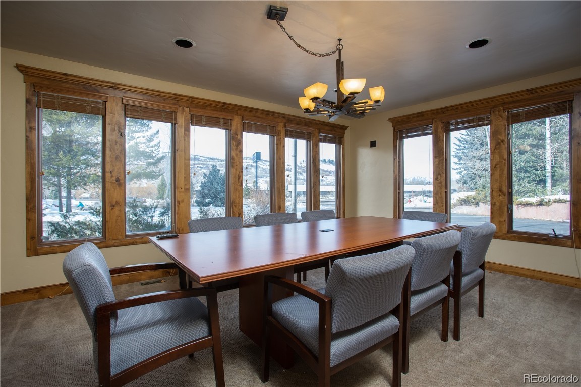 350 S Lincoln AVENUE