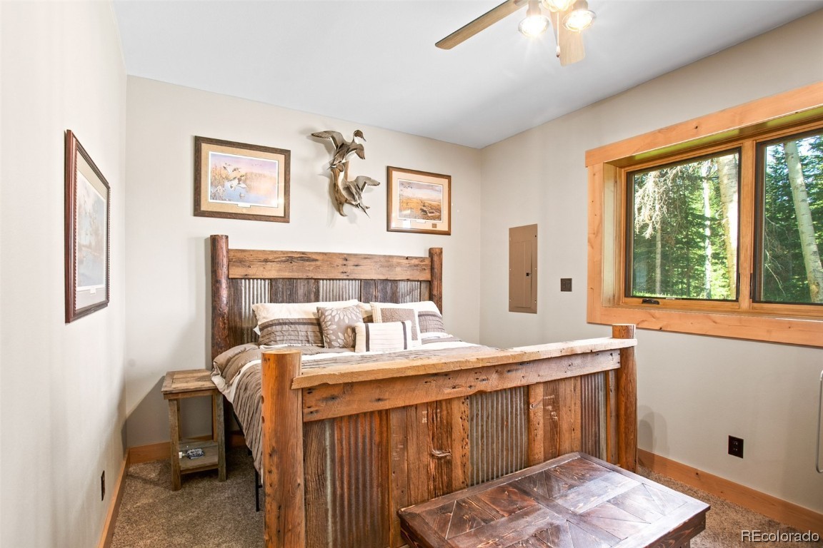 58135 Columbian PLACE