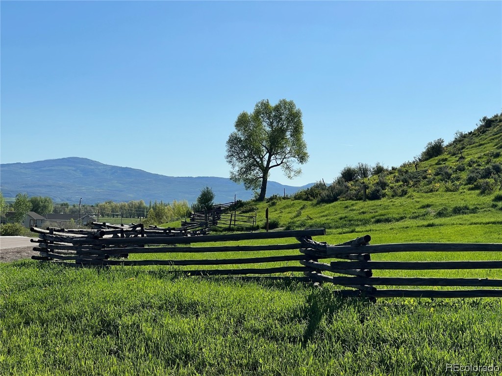 38795 Ridge Line COURT