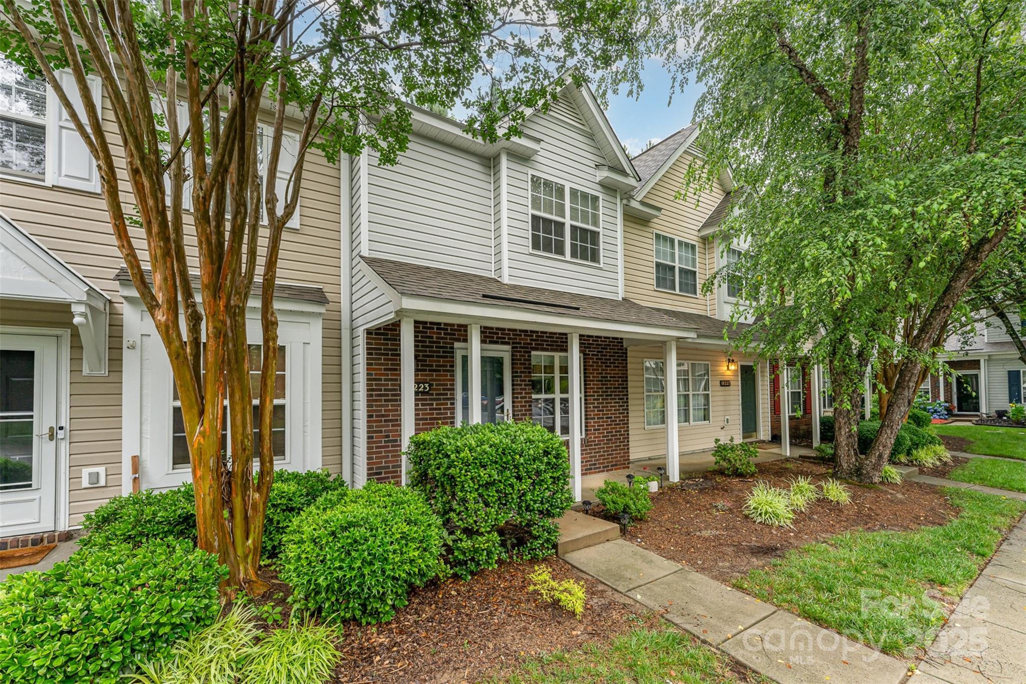 10223 Reindeer Way Lane