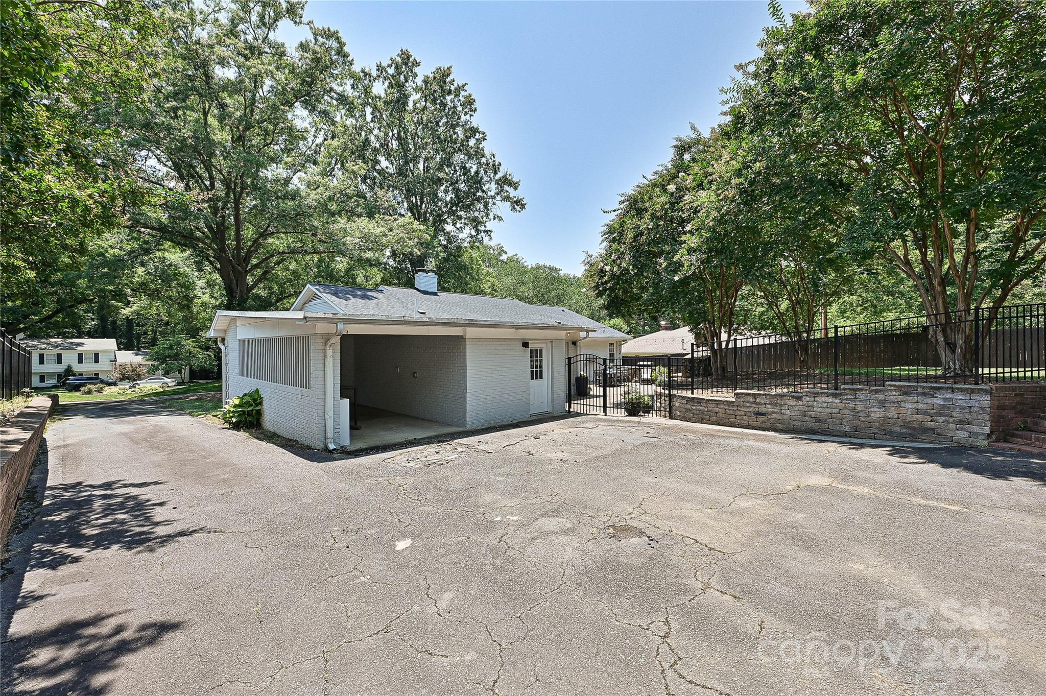 5301 Addison Drive