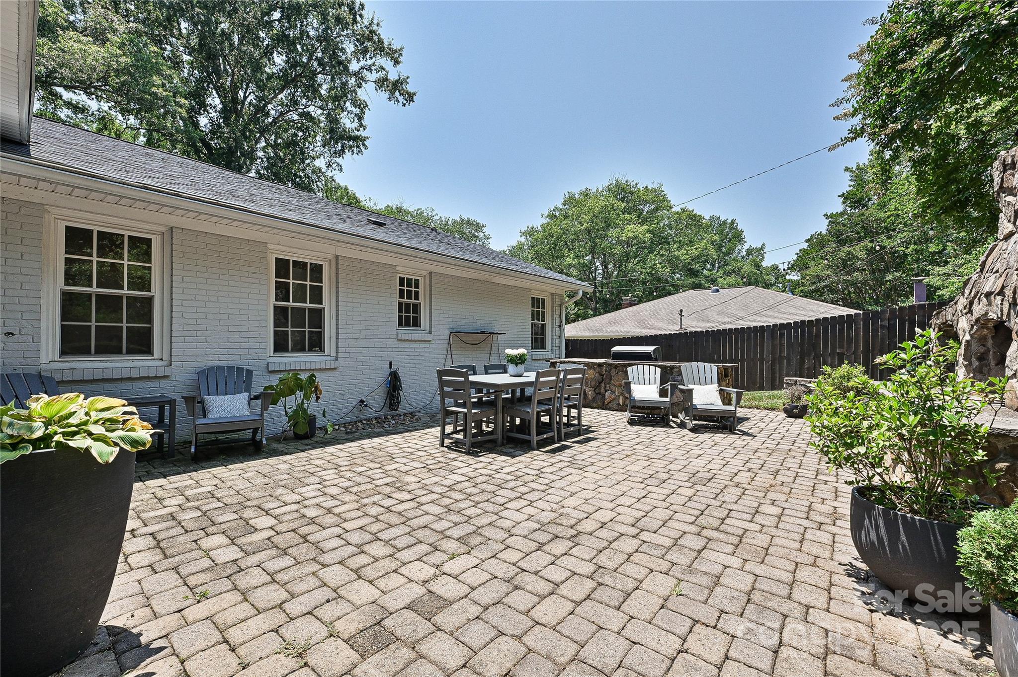 5301 Addison Drive