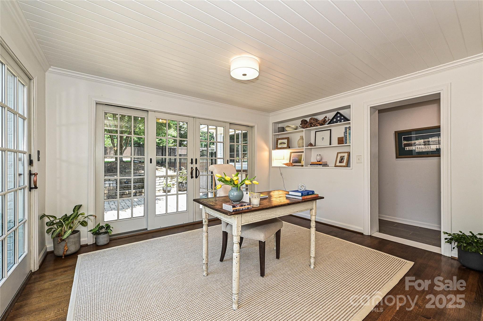 5301 Addison Drive