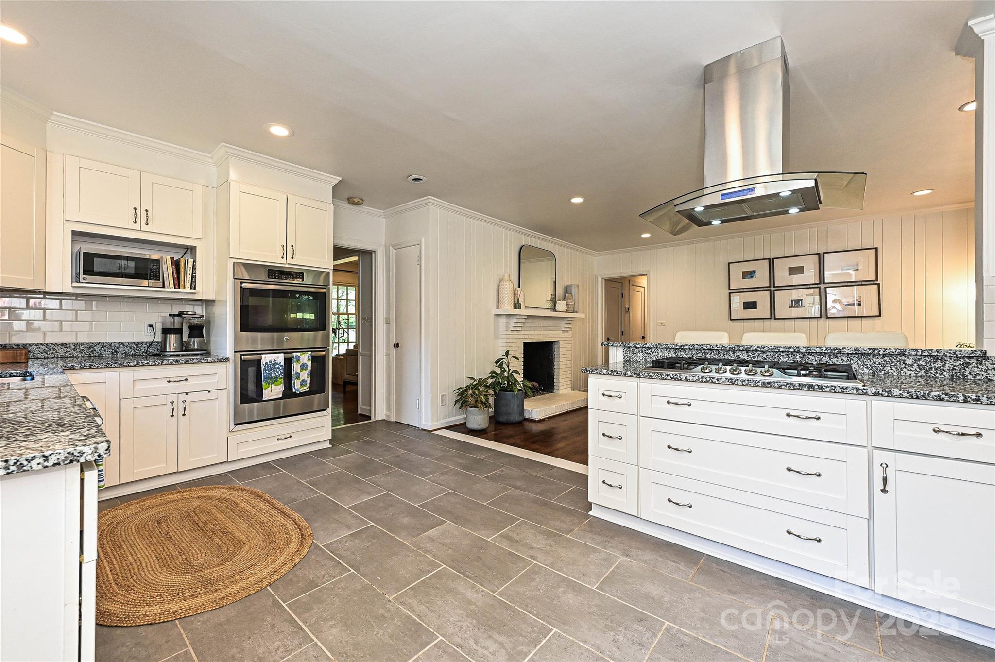 5301 Addison Drive