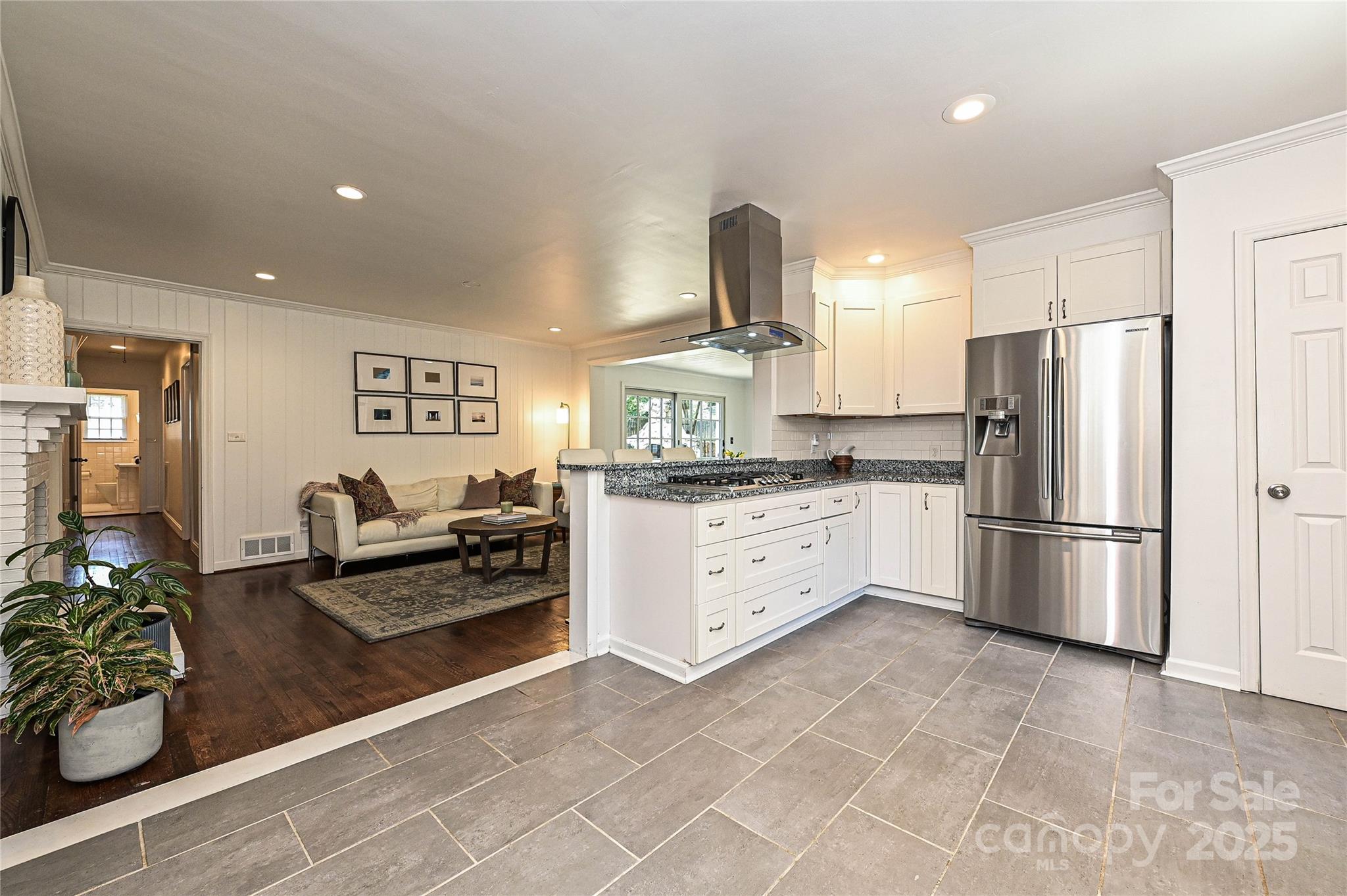 5301 Addison Drive